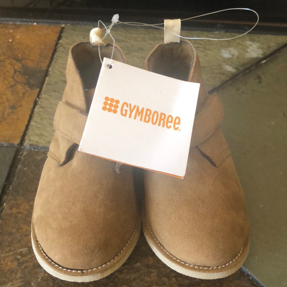 Kids dress shoes